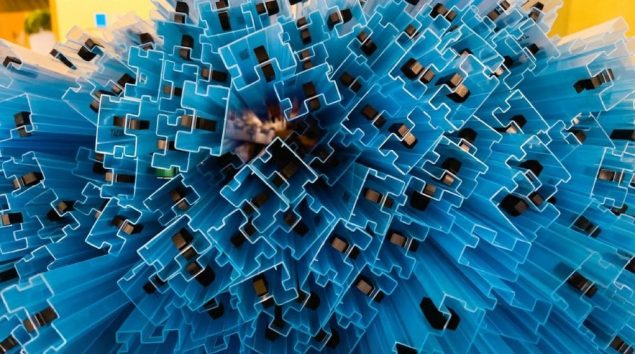 plastic-extrusion-vs-thermoforming-the-difference Plastic extrusion vs thermoforming - featured image